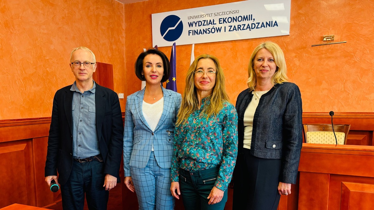 Ważne wydarzenia i osiągnięcia społeczności Instytutu Ekonomii i Finansów